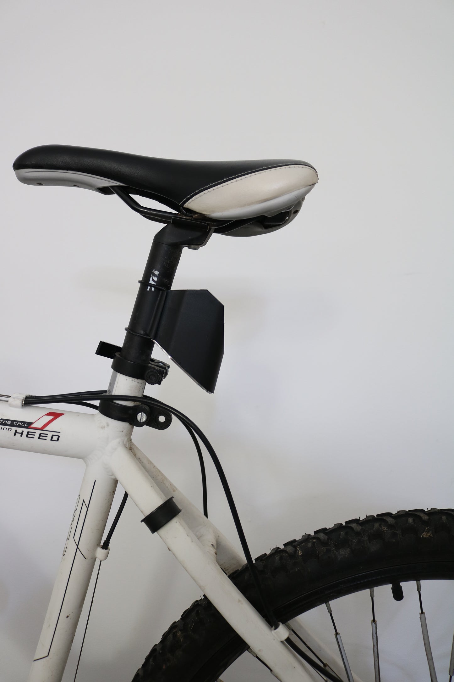 Bicycle radar reflector