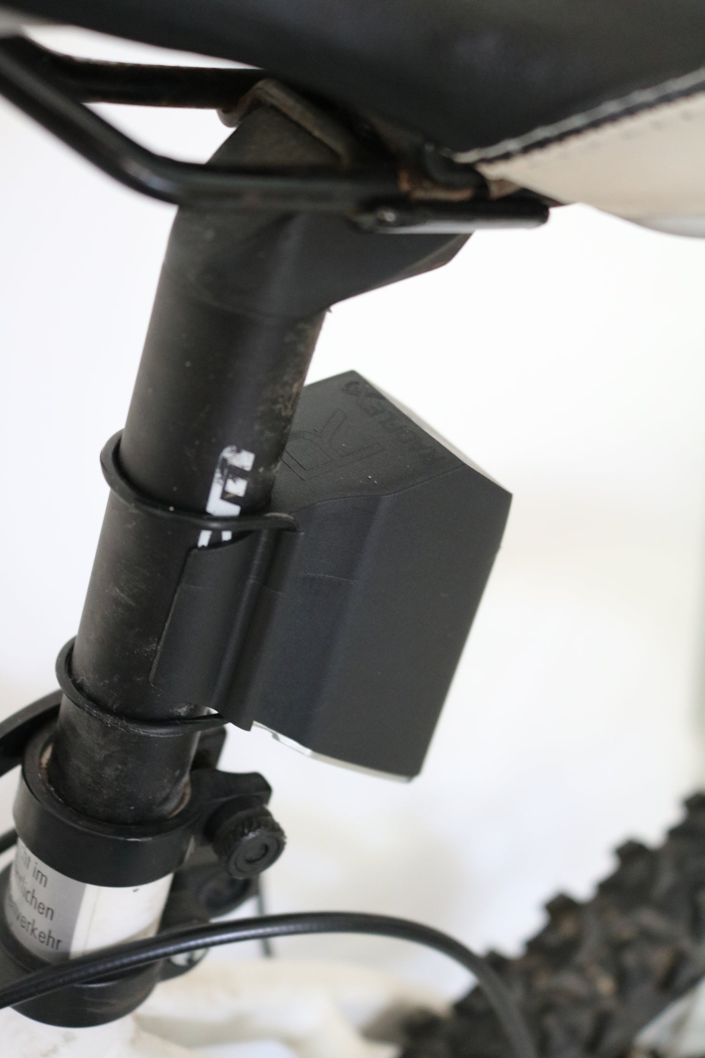 Bicycle radar reflector